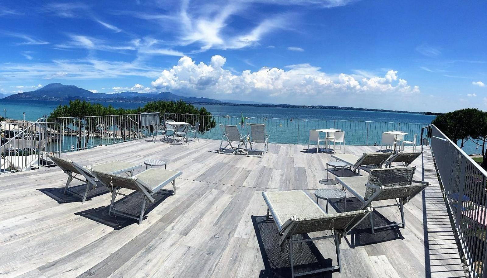 Hotel Ca' Serena Sirmione Exterior photo